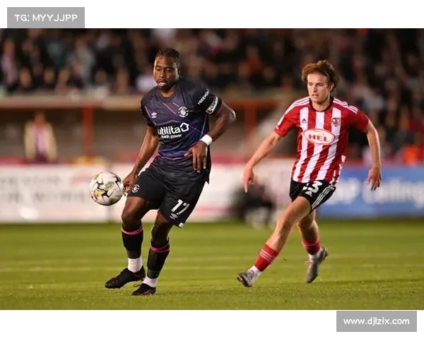 英格兰联赛杯埃克塞特布朗头球